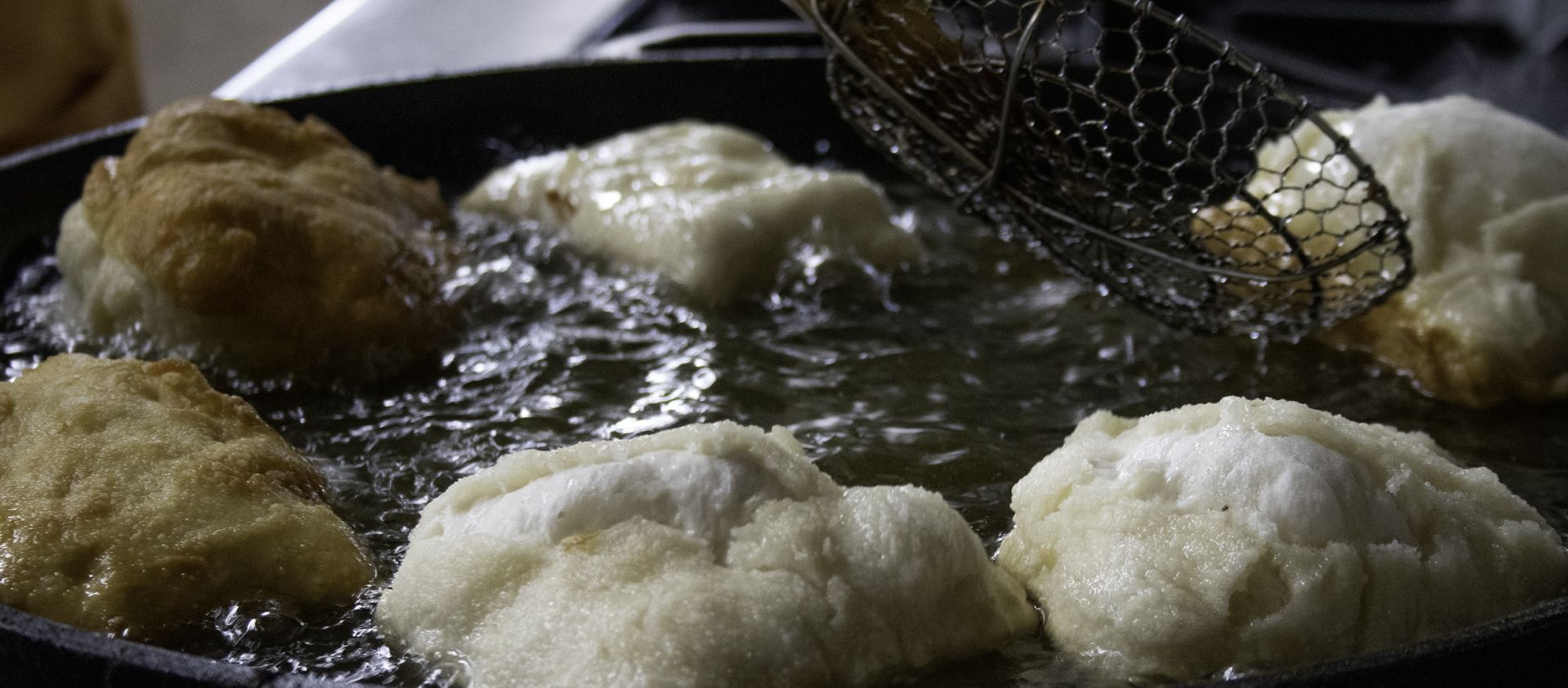 Frybread frying. 